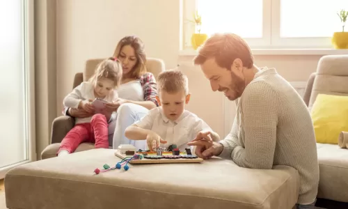A Melhora na Relação Familiar com o Ensino em Casa de crianças com NEE.